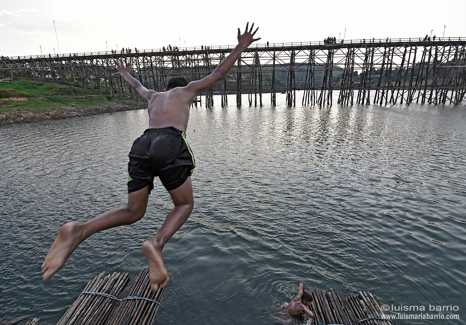 river bridge jump thailand