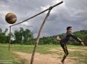 boy laos foot ball