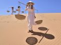 women desert vietnam